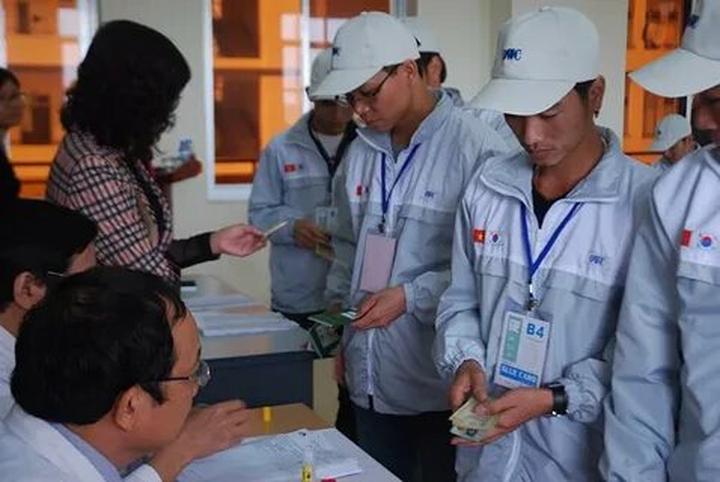 Chuyên gia Hotspot Matrix phân tích: 3 năm trước nghỉ việc ra đảo và marketing video